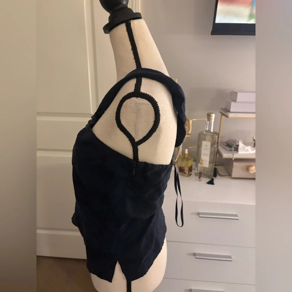 NWT $328 Veronica Beard Belinda One-Shoulder Jacquard top in Ink (navy blue) - Picture 8 of 11